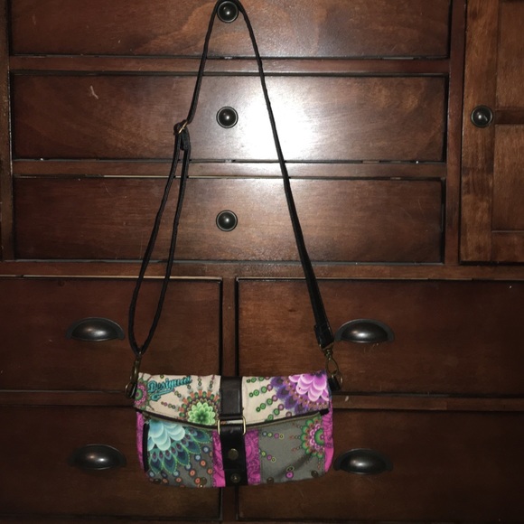 Design all Cross body bag from Europe