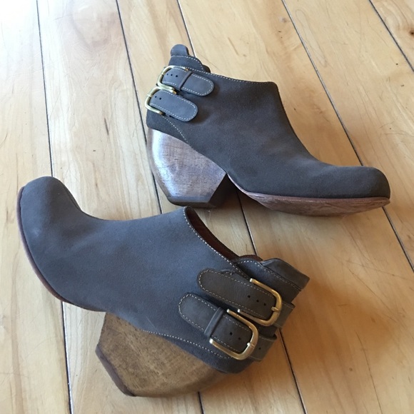 Ankle booties - Picture 4 of 4