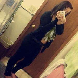 Meet your Posher, Leslee