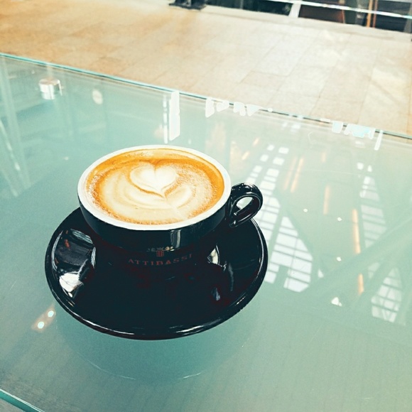 Meet your Posher, Arina - Picture 1 of 1