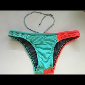 Jolyn Clothing - joker bottom