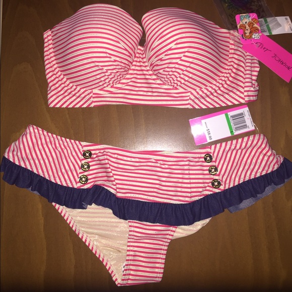 Betsey Johnson brand new biniki!