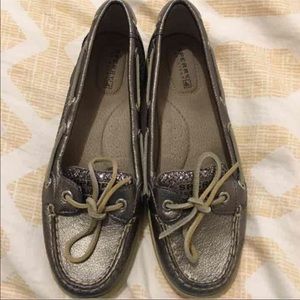 Sperry angelfish boat shoes