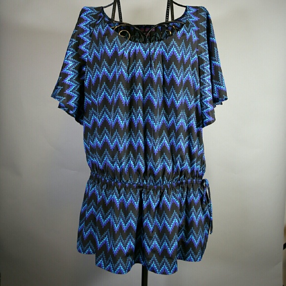 Tunic length chevron top with elastic banded waist