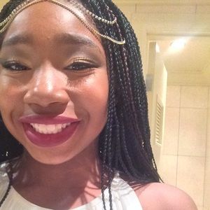 Meet your Posher, Mina