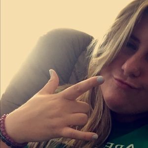 Meet your Posher, Brianna