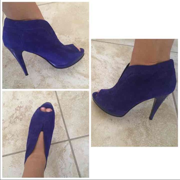 Nine West booties peep toe