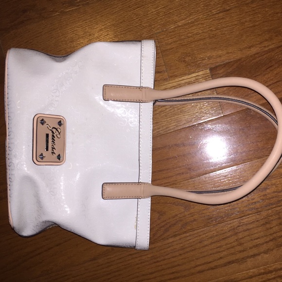 Guess shoulder bag