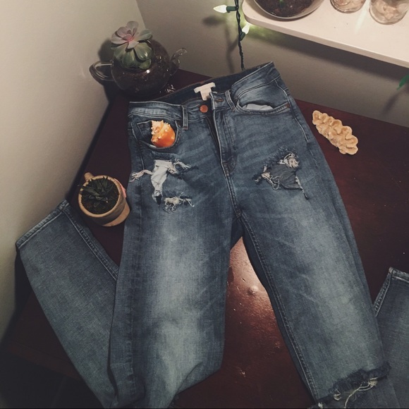 Ripped light wash jeans