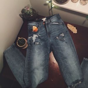 Ripped light wash jeans