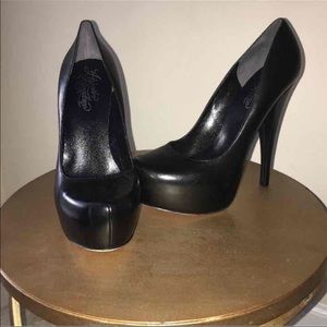 Alejandro Ingelmo Pumps Heels