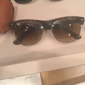 Ray bans with case brand new