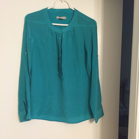 Banana Republic teal (aqua) blouse