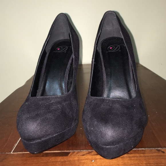 Suede black platform high heels in size 8 1/2 - Picture 2 of 3