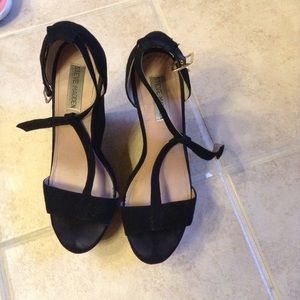 Black t strap wedges
