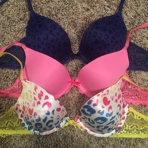 Push-up bra trio