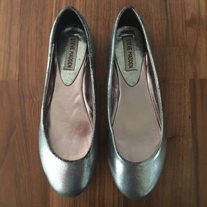 Steve Madden P-Heaven Metallic Flats