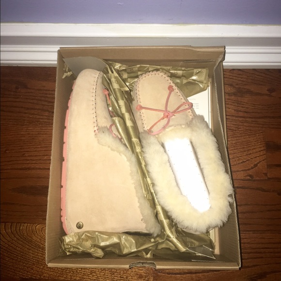 UGG Shoes - NEW Ugg Alena Moccasin US size 8