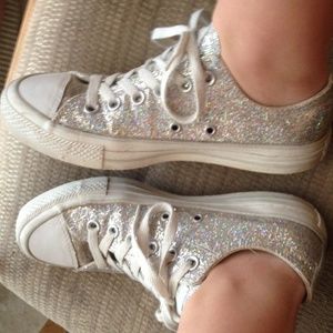 silver converse with sparkles