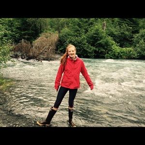 Meet your Posher, Annika