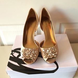 BAND NEW NINE WEST EVENING SHOES.