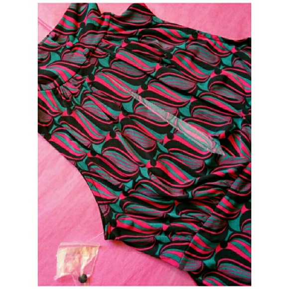 Bisou Bisou Art Geometric Keyhole Sleeveless sz S - Picture 6 of 6