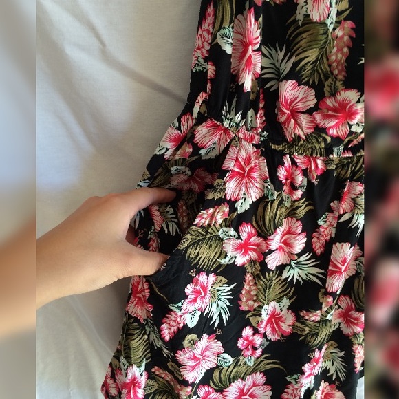 Floral Jumper - Picture 2 of 3