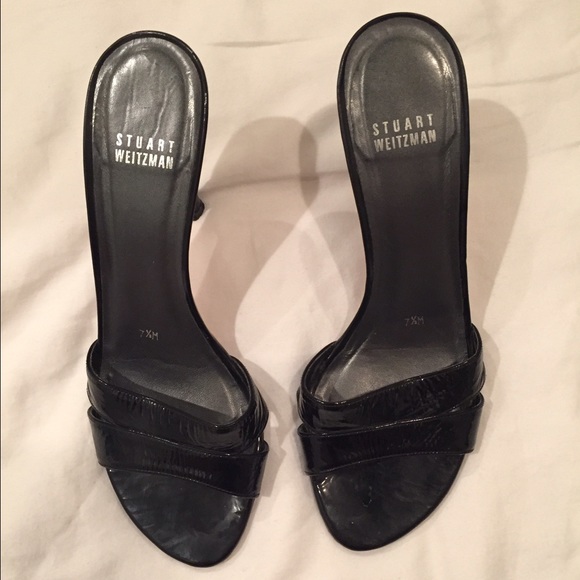 Stuart Weitzman 7.5 black patent leather heels