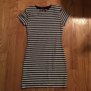 Striped dress • NEVER WORN