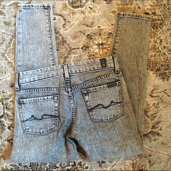 7 for All Mankind jeans - Picture 3 of 3