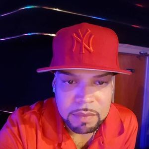 Meet your Posher, Djmellochelo