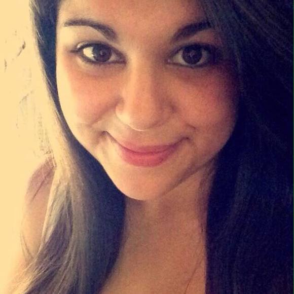 Meet your Posher, Nikki