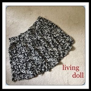 #386  🌴LIVING DOLL SKIRT