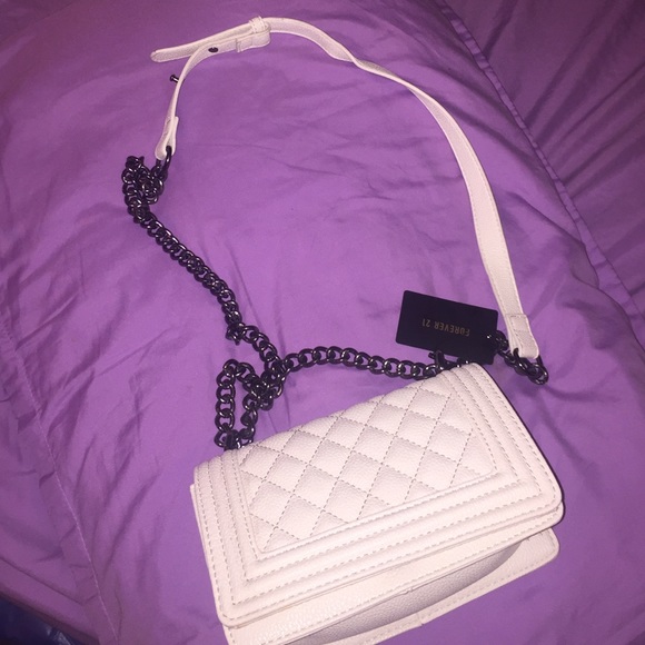 Crossbody (NEW)