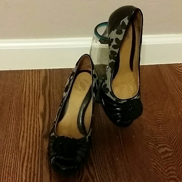 NURTURE ROSALIND LEOPARD PRINT HEELS - Picture 1 of 4