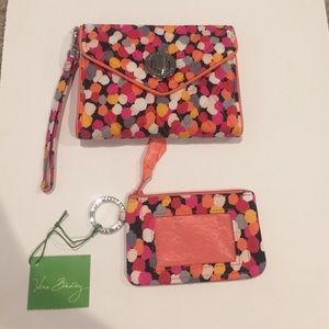 NWT! Vera Bradley wristlet and zip ID case