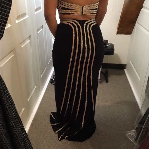 Gliteratti Jovani Prom Dress - Picture 2 of 4