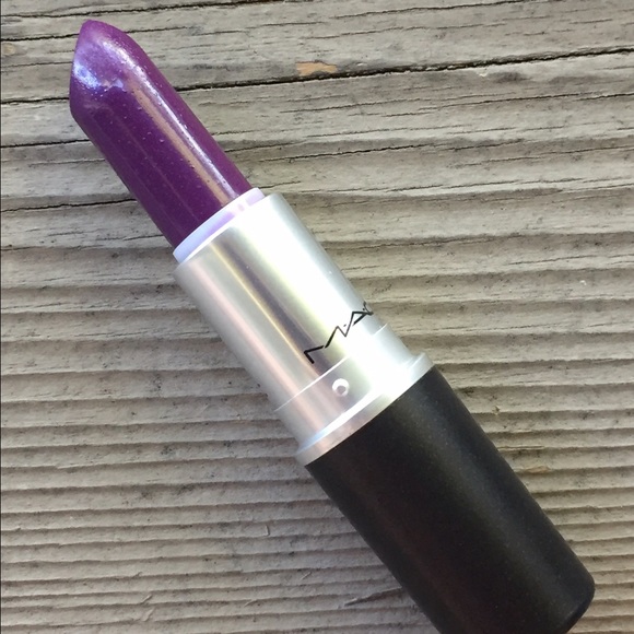 Mac Pure Heroine Lipstick