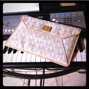 Authentic Michael Kors Clutch PRICE LOWERED