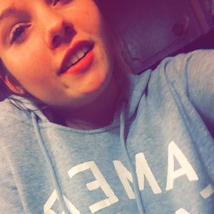 Meet your Posher, Tiffany