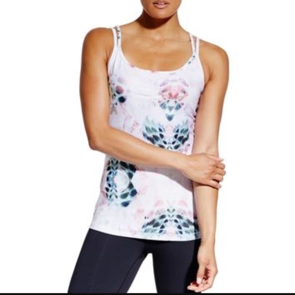 Calia by Carrie Underwood tank