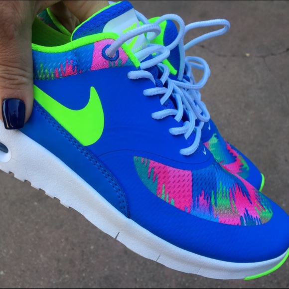 LAST PAIR! 💕👟NWOB 💕👟 NIKE THEAS - Picture 3 of 4