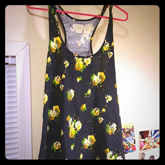Obey tank top