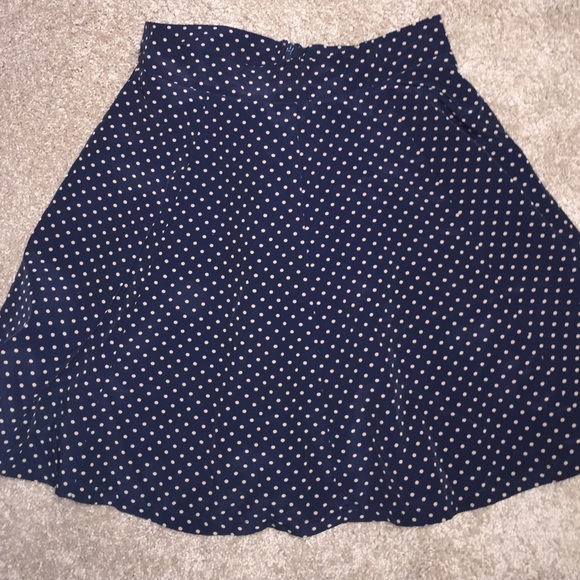 Black polka dot skirt size small