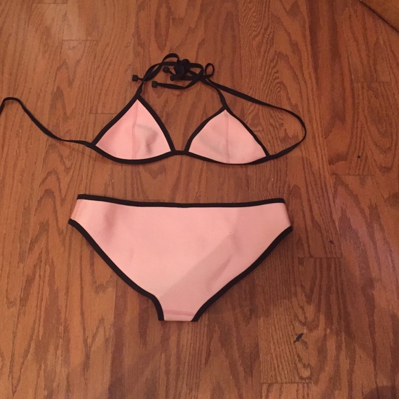 Light pink Triangle bikini - Picture 2 of 3