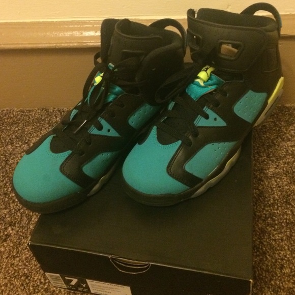 Retro Jordan 6s