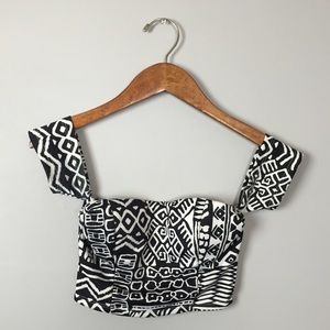 Black and White Tribal Off-The-Shoulder Crop Top
