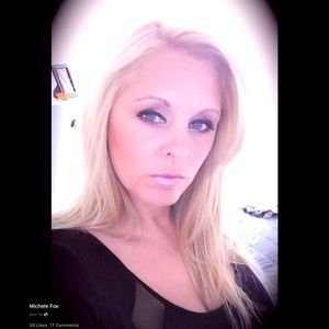 Meet your Posher, Michele