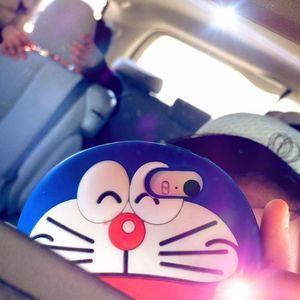 Meet your Posher, Lyly