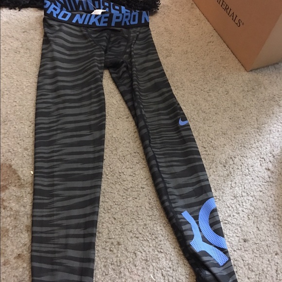 Boys Nike pants - Picture 1 of 2